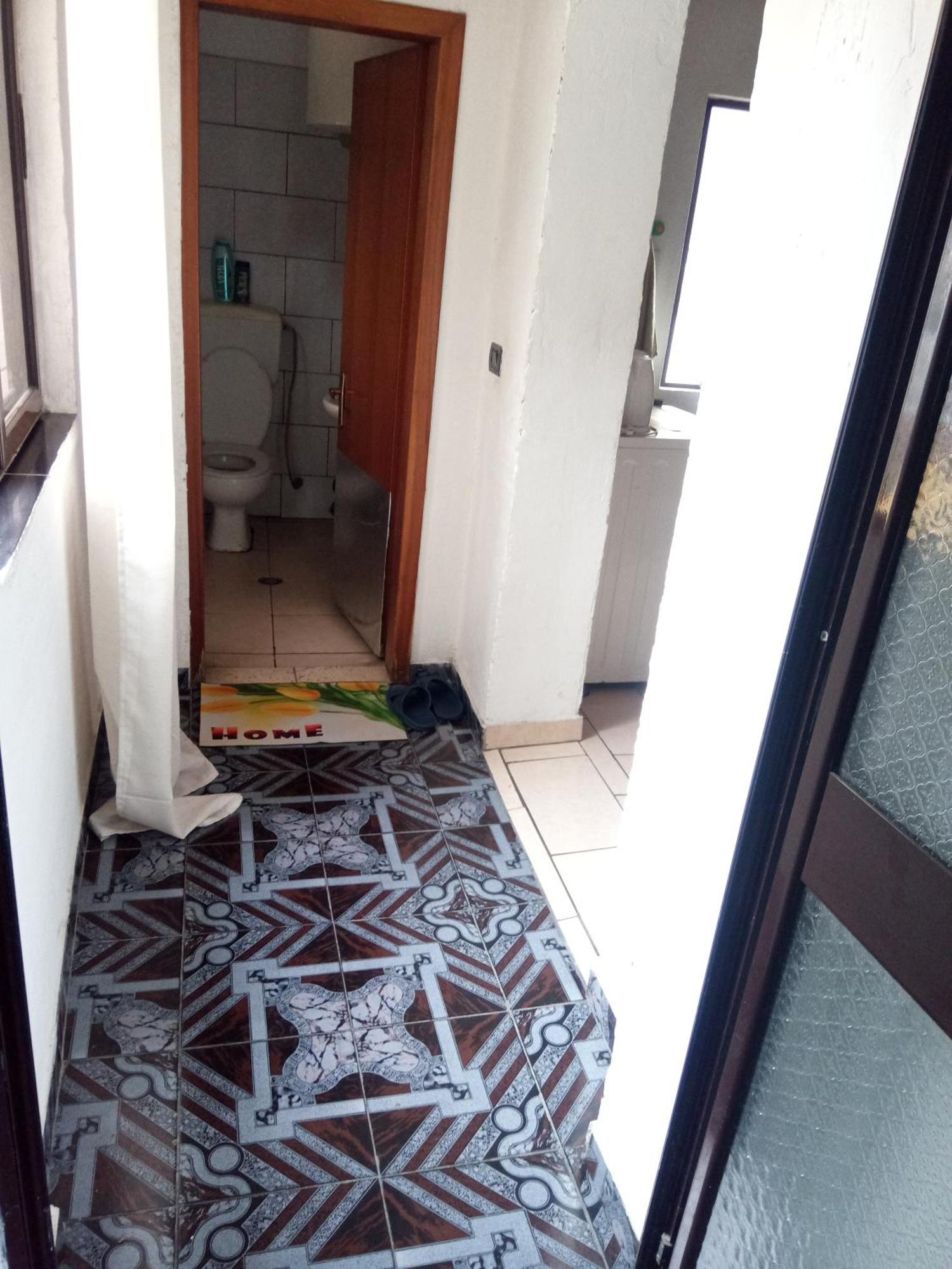 Private Flat In House 17 Privatunterkunft Tirana