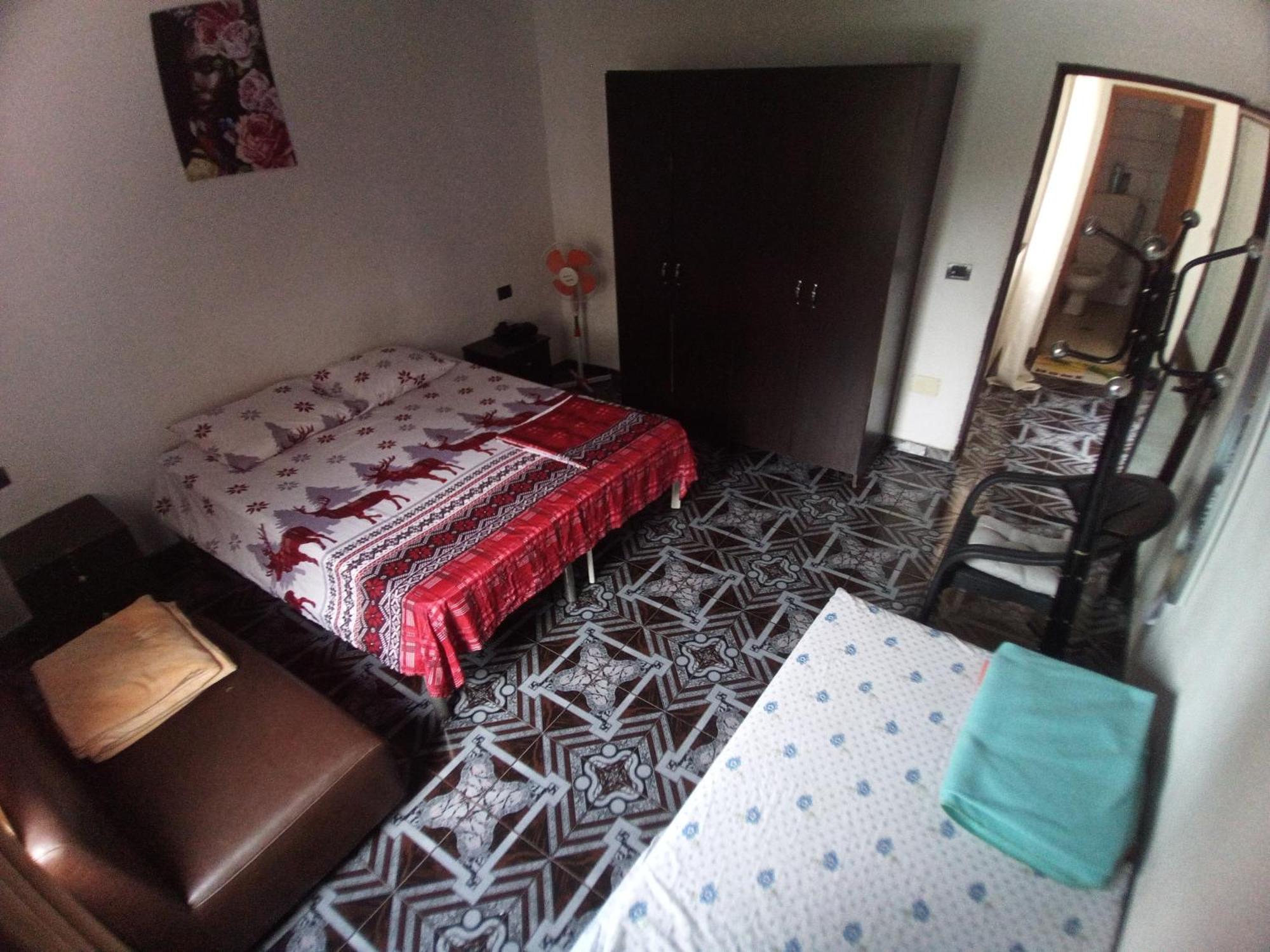 Private Flat In House 17 Privatunterkunft *